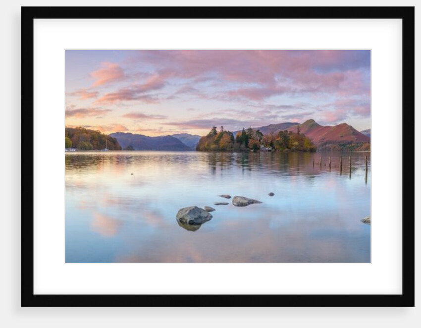 Lake surrounded by mountains by Assaf Frank